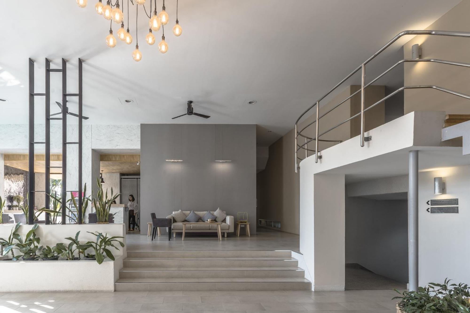 Carnation Residence Samut Prakan Exteriör bild